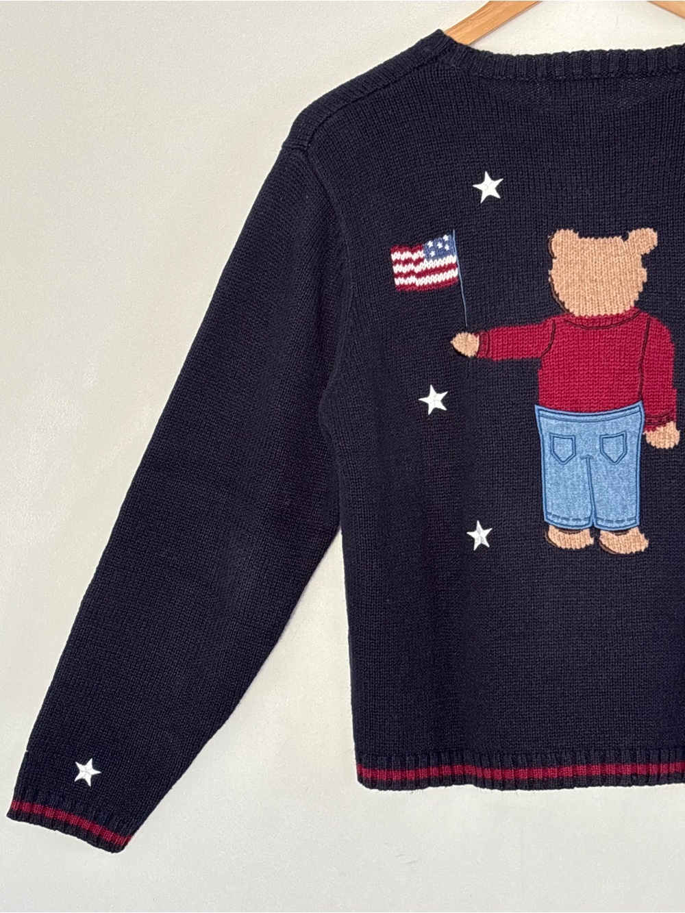 Vintage Christopher & Banks USA Bear Pullover Crewneck Small Embroidered Patriot - Picture 9 of 16